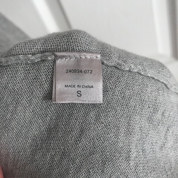 Victoria Secret pajama wrap - Picture 7 of 7